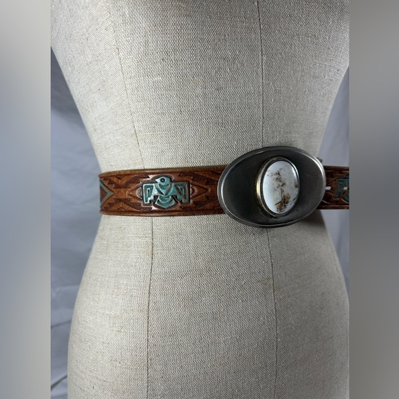 Vintage southwestern leather belt with buckle  size 39 large - Picture 3 of 12